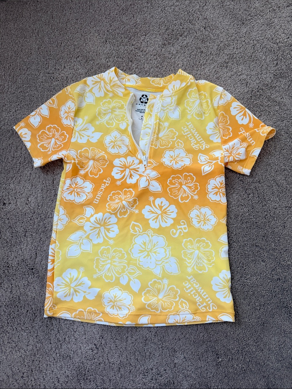 Pacsun Yellow & Orange Floral Short Sleeve Rash Guard size youth M